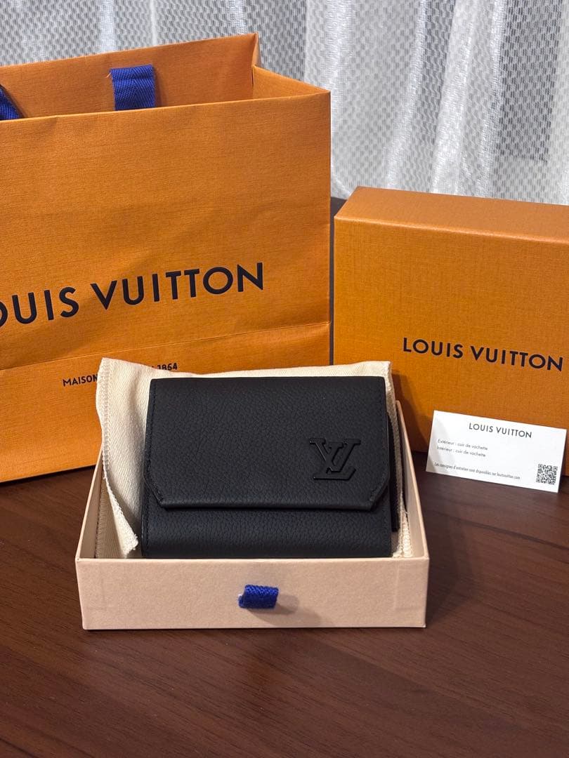 LOUIS VUITTON M26250 ヴィクター・ウォレット Louis Vuitton 】ヴィクター・ウォレット (Louis Vuitton/折りたたみ