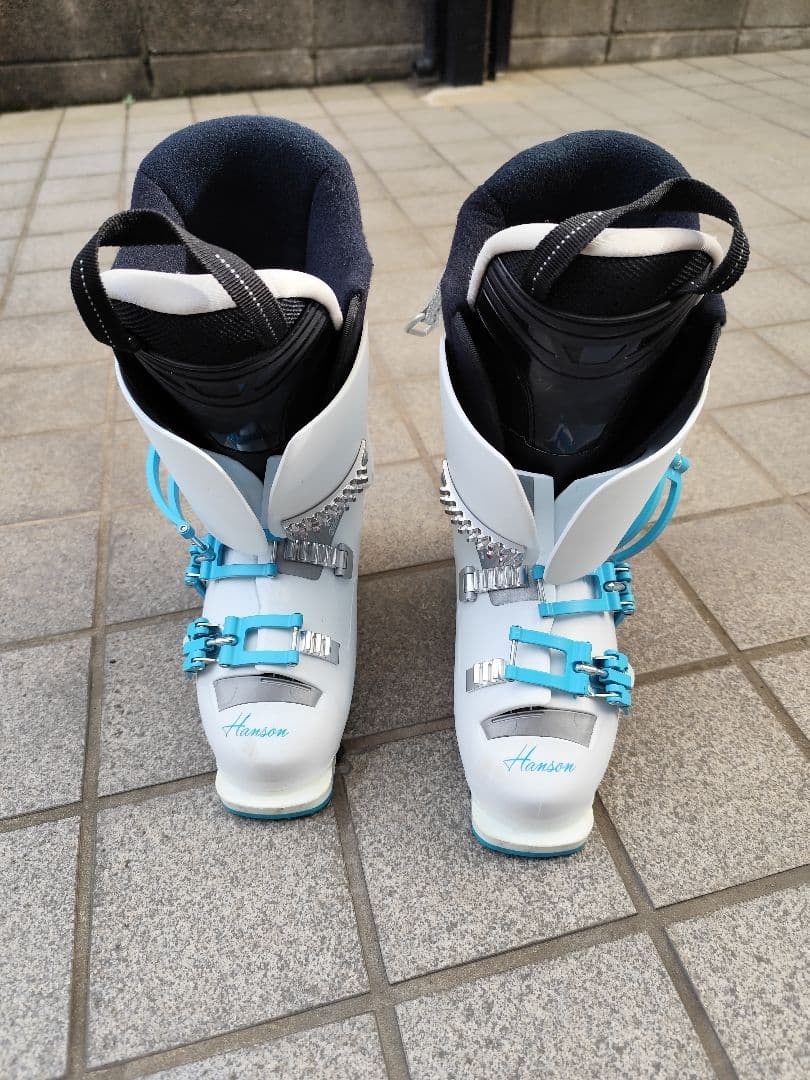 ロシニョール女性用スキー用ブーツ ホワイト/ブルー 楽天市場】ロシニョール レディース スキーブーツの通販