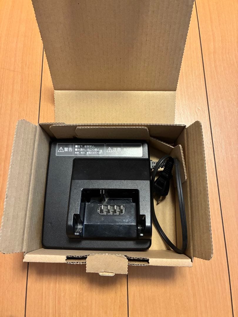 【箱付　電動自転車用】Panasonic NKJ074Z 充電器 nkj075z_5.jpg