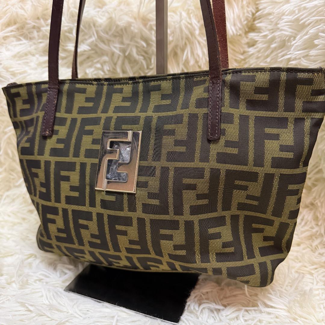 バッグ FENDI Vintage Zucca FF Monogram Tote Bag Vintage FENDI Zucca Monogram Tote Bag: Large Canvas & Leather