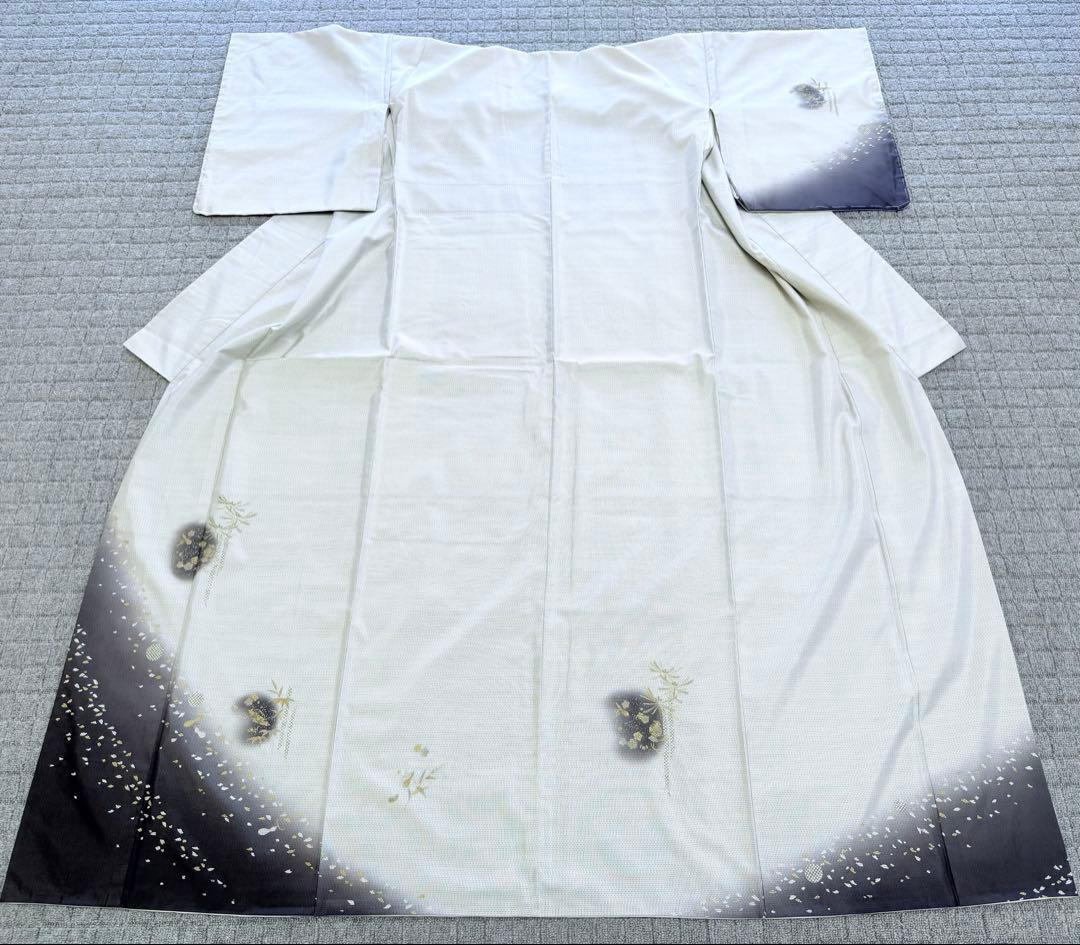 未使用 高級 訪問着 正絹 袷 白大島紬 刺繍 ホワイト 暈し染め パールトーン 未使用 高級 訪問着 正絹 袷 白大島紬 刺繍 ホワイト 暈し染め パール