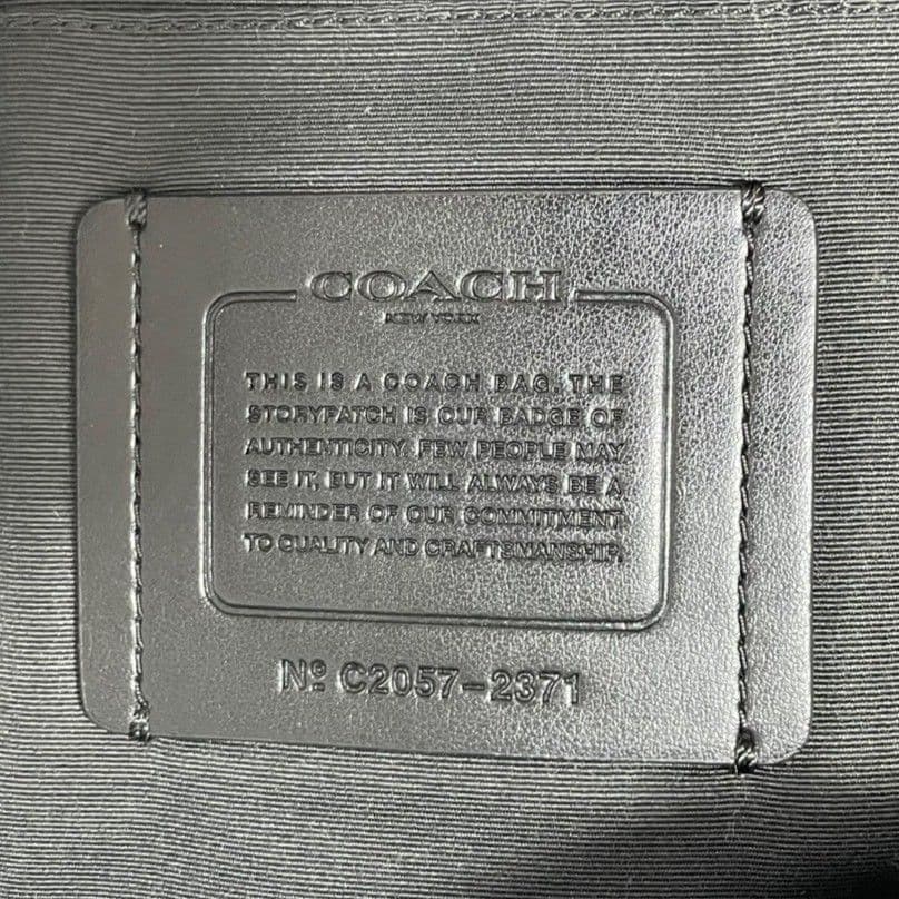 極美品 コーチ エッジパック ボディバッグ ビジネス レザー ロゴ