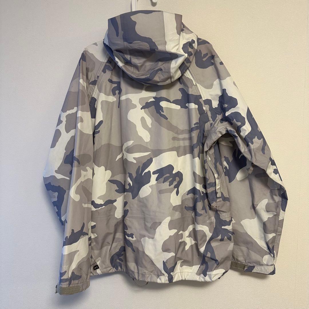 ☆お値下げ☆BURTONスノーボードウェア カモフラージュ柄 上下セットL