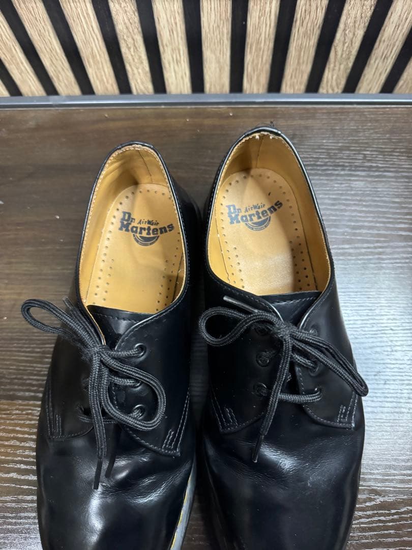 ドクターマーチン 3ホール ブラック UK9 - メルカリ