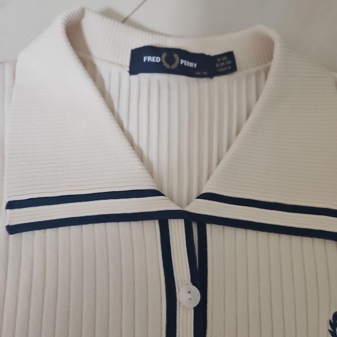 FRED PERRY アイボリー 長袖ポロシャツ - メルカリ