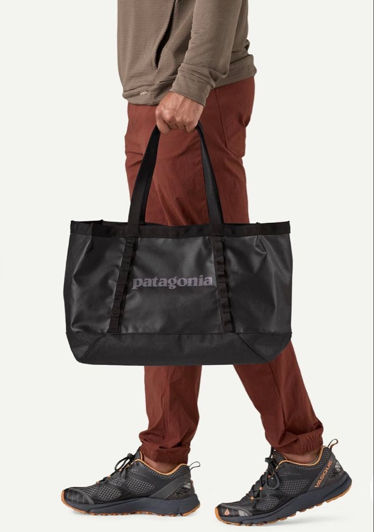 【新品/未使用/未開封】パタゴニア ブラックホール　トート25L 49032 patagonia（パタゴニア） BLACK HOLE TOTE 25L 49032 ブラックホール