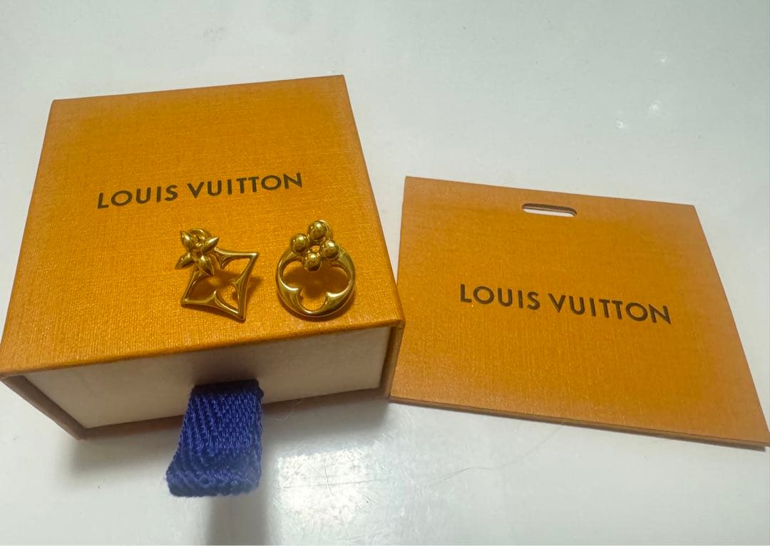 LOUIS VUITTON 　ルイヴィトン　LV フラワーグラム　ピアス LOUIS VUITTON】ルイヴィトン『ピアス・LV フラワーグラム』M00770 1