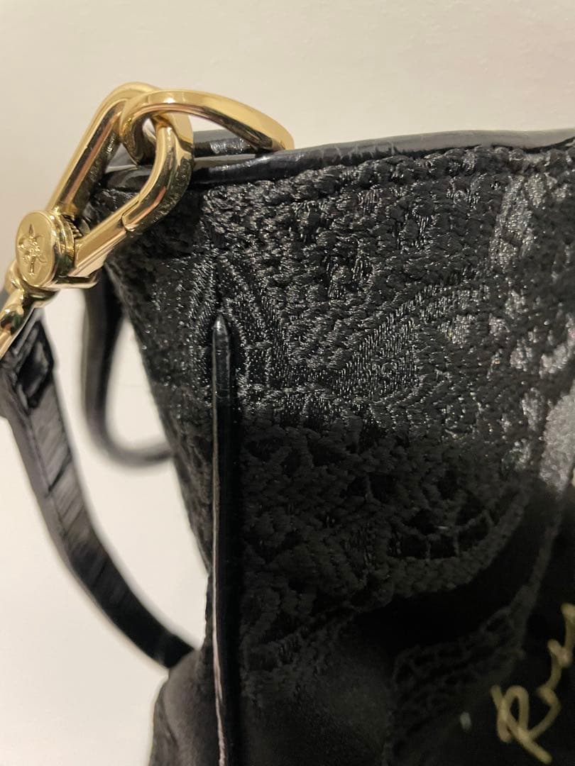 大セール・最終お値下げ】シンクビー！【カルメンロッサ】トート2w