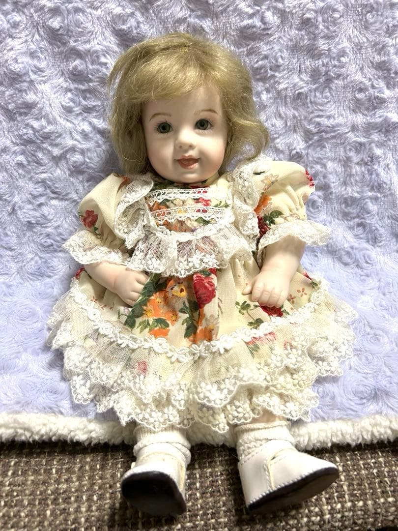 ミワドール　シュガーベイビーA 三輪輝子　ビスクドール ミワドールシュガーベイビーA 三輪輝子ビスクドール