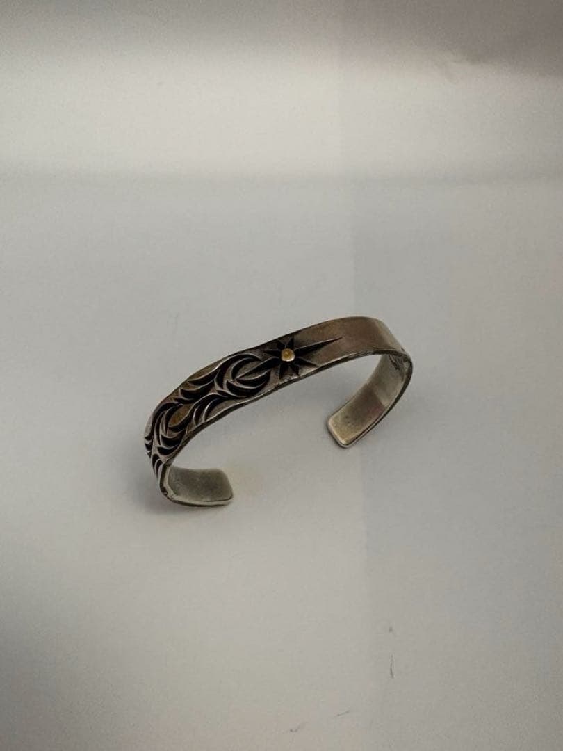 BIGHAND ビッグハンド SUNアラベスク片面 バングル - メルカリ