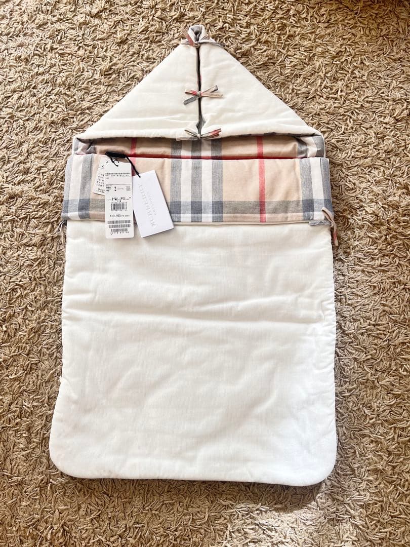 訳あり（シワ）バーバリー 中綿入おくるみ 新品タグ付 Buレギンスセット 訳あり（シワ）バーバリー 中綿入おくるみ 新品タグ付 Buレギンスセット