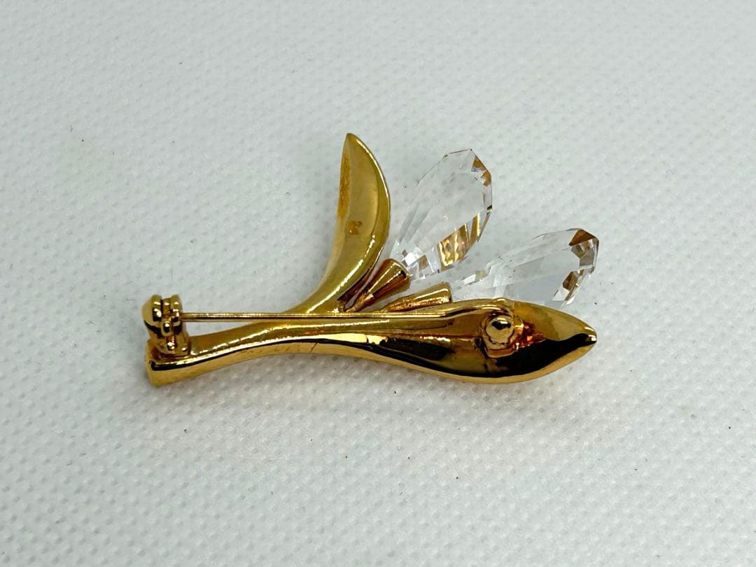 スワロフスキー SWAROVSKI フラワー ブローチ - メルカリ