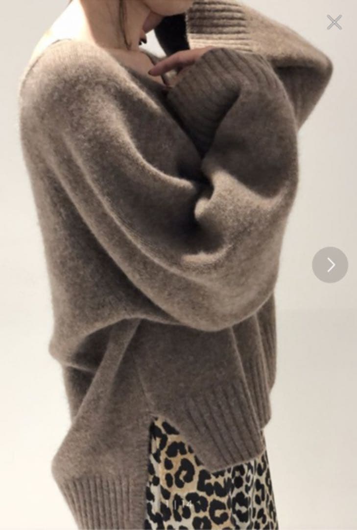 Aloha Ami 様専用 ノーブル ヤク100%Vネックニット - メルカリ