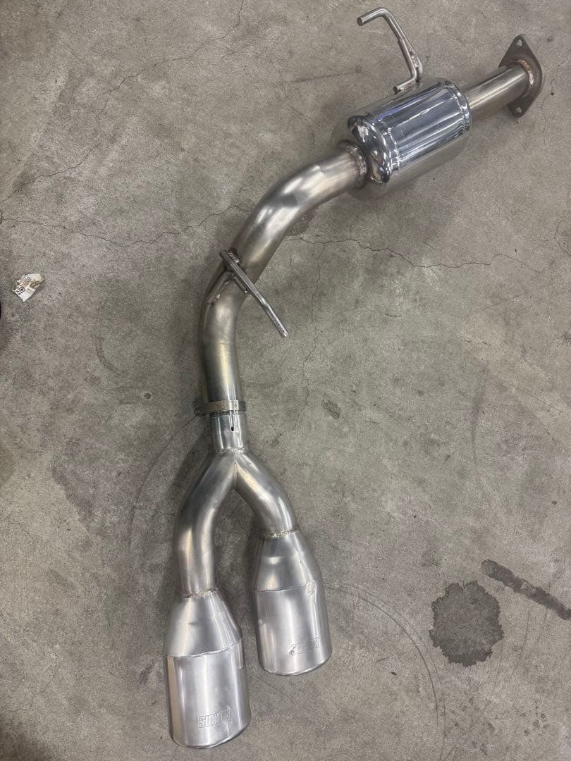 125ハイラックス　サイド出し　右出し　サクソン　マフラー　車検適合 125ハイラックス サイド出し 右出し サクソン マフラー 車検適合