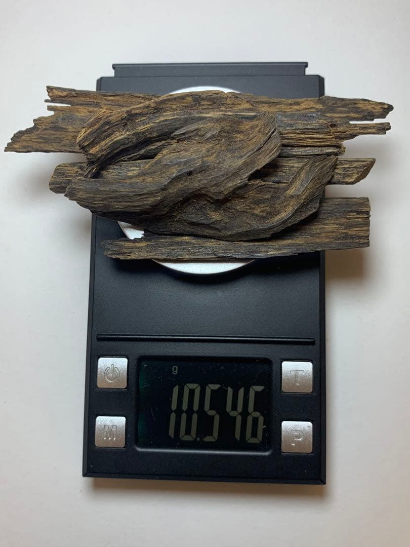 香木真南蛮 極品10.546g 高級沈香 お香 聞香用 香木 香道 伽羅•