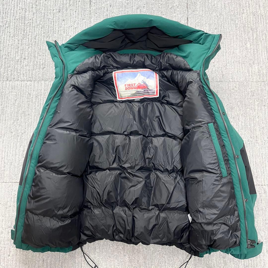 極美品】FIRST DOWN 別注パネルショートダウン 緑×黒 Mサイズ - メルカリ