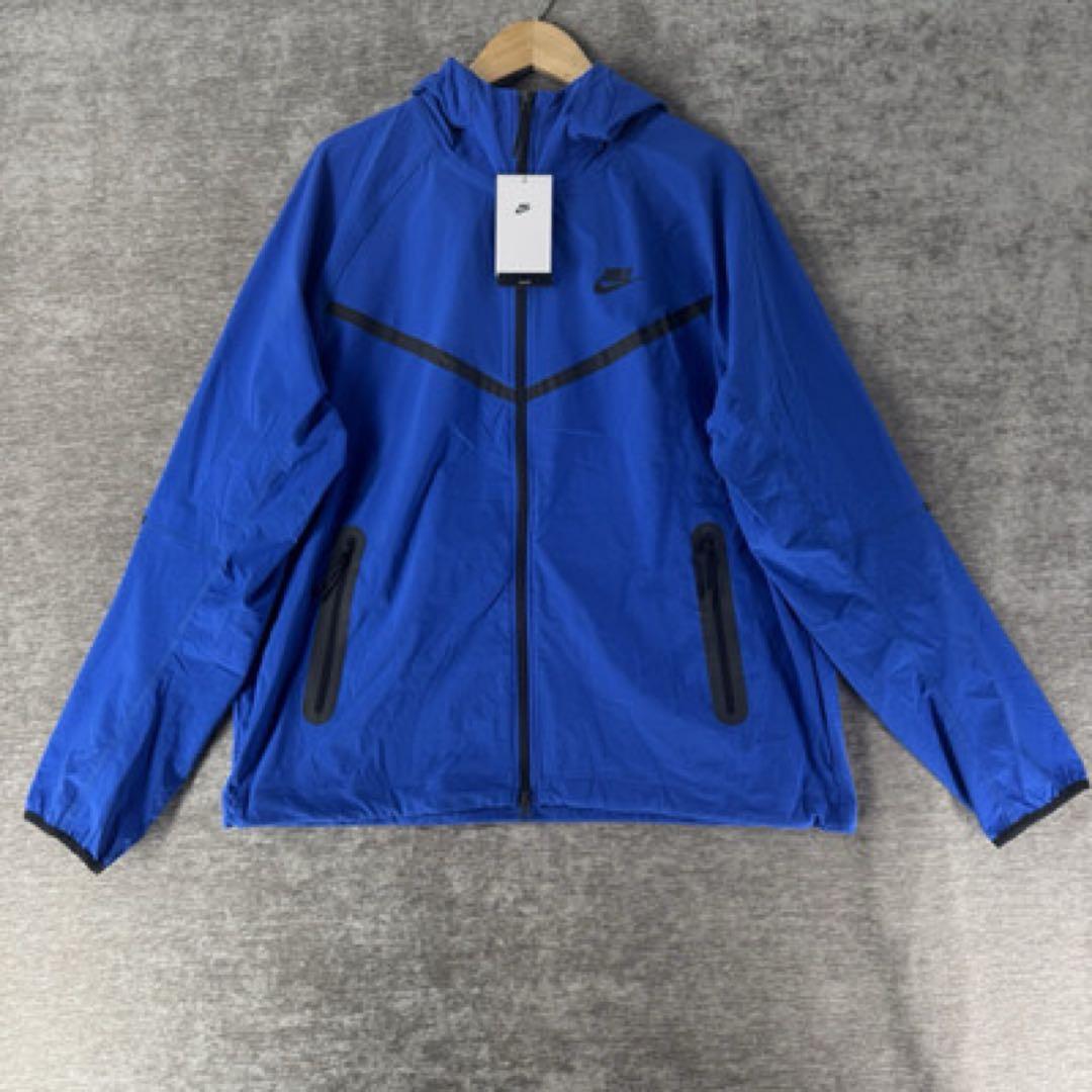 Nike Tech Men's Woven Jacket【海外限定モデル】 Nike Tech Men's Woven Full-Zip Jacket. Nike ID