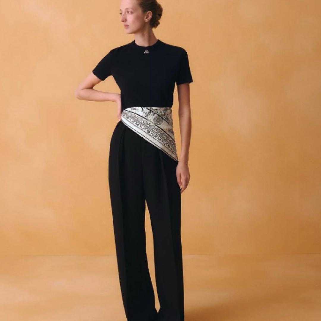 本日限定価格‼️新品 エルメス 2026SS バンダナ 鎧 エトリエ カレ55