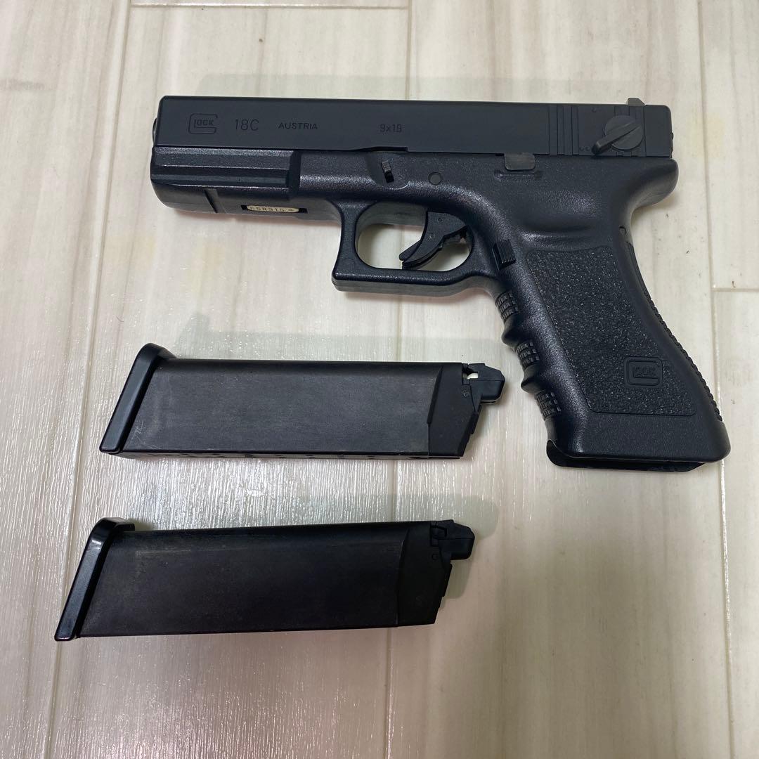 Glock18Cガスガン ブラック 2マガジン付き 箱付 美品 東京マルイ フルオート GLOCK 18C マガジン×2 ガスガン