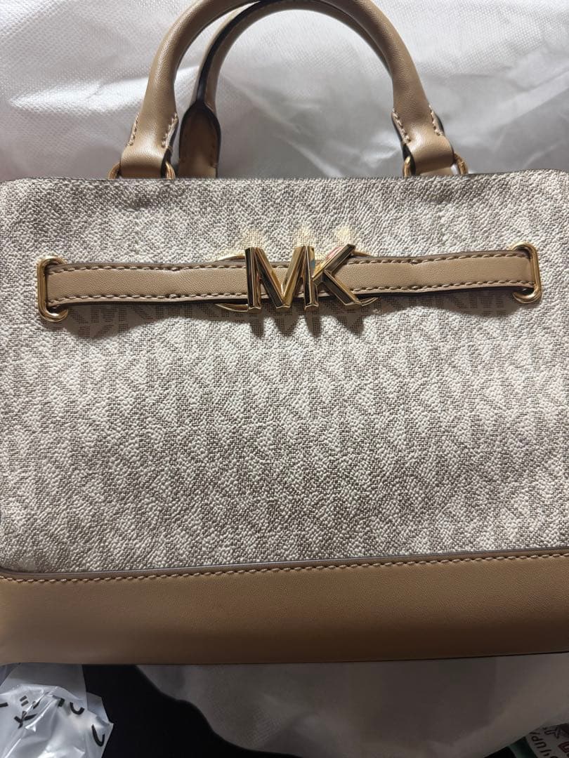 智*ー様 マイケルコース　ハンドバッグ MICHAEL KORS（マイケルコース） ハンドバッグ SHEILA センタージップ