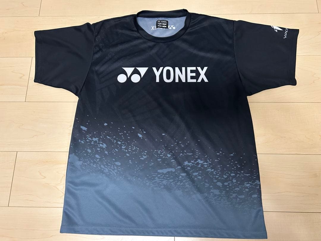 YONEX ボルトレイジ8 Tシャツ Lサイズ 美品 - メルカリ
