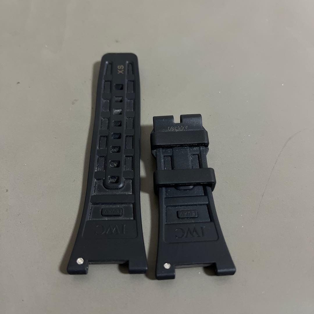 IWC 純正 インヂュニア ラバーベルト - メルカリ