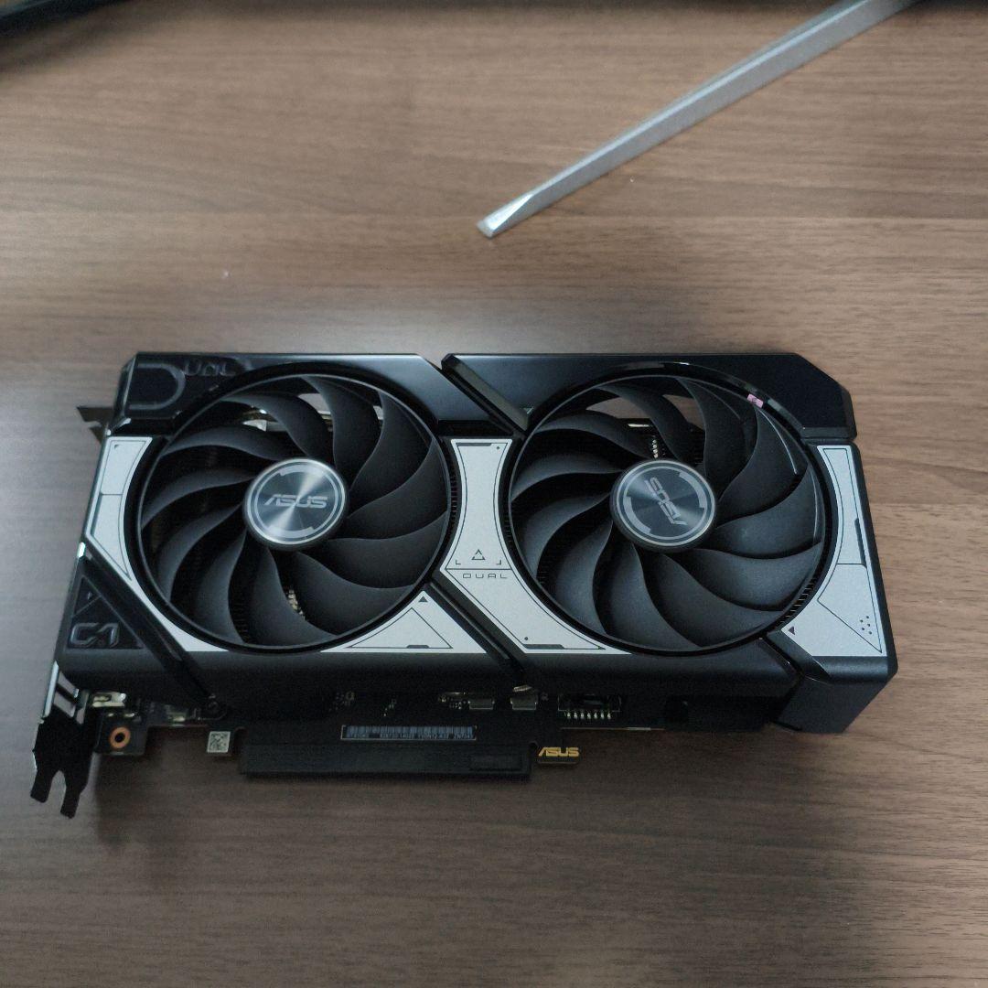 ASUS RTX5060 デュアルファン グラフィックボード DUAL-RTX5060TI-O8G | DUAL-RTX5060TI-O8G | ASUS(エイスース) NVIDIA