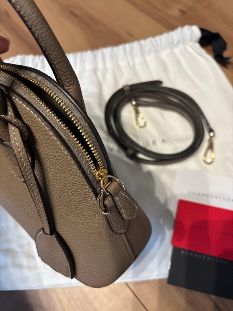 週末限定セール！BONAVENTURA エマ バッグ【22シュリンク】 エトープ