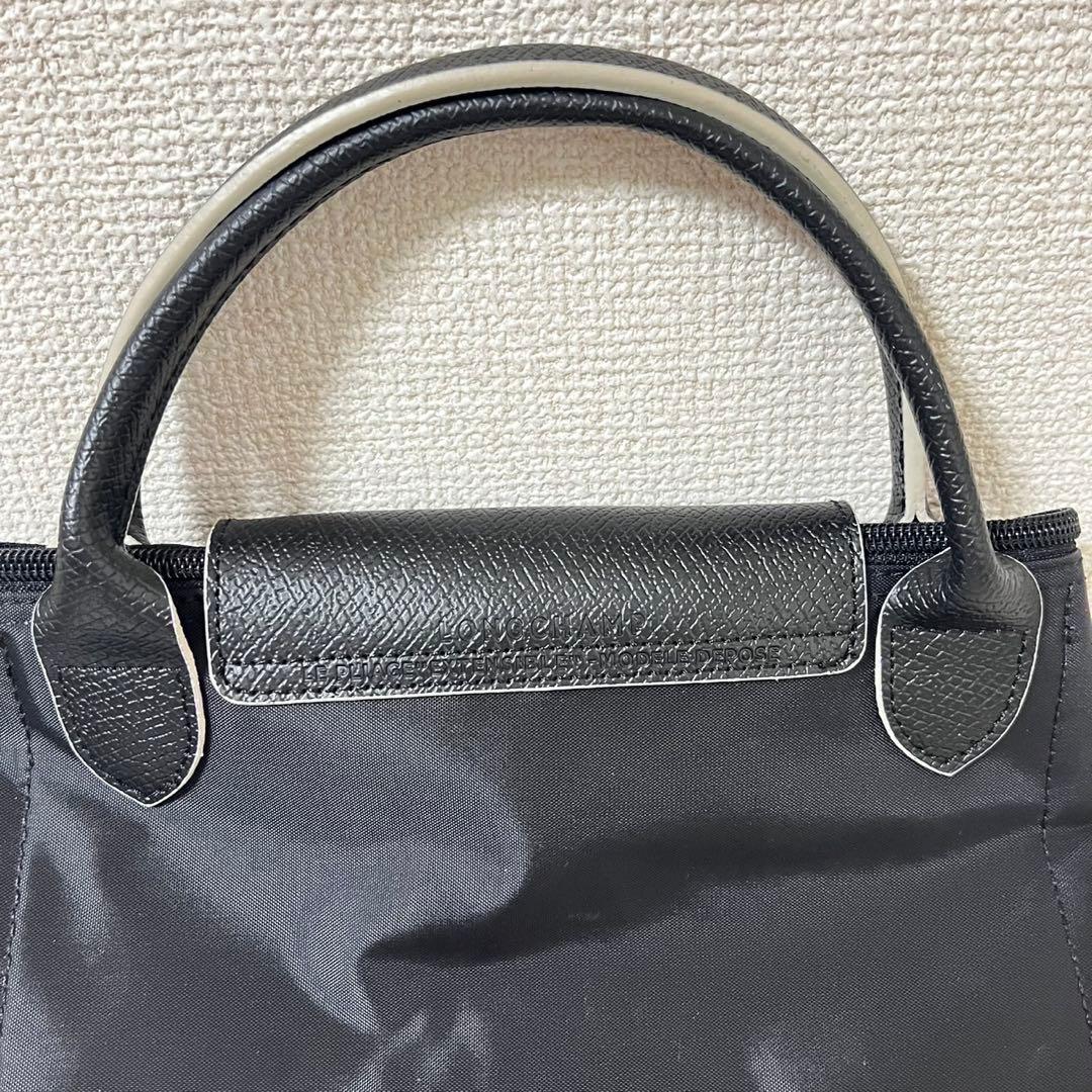 新品】ロンシャン ル・プリアージュボストン黒、グレー(刺繍) - メルカリ