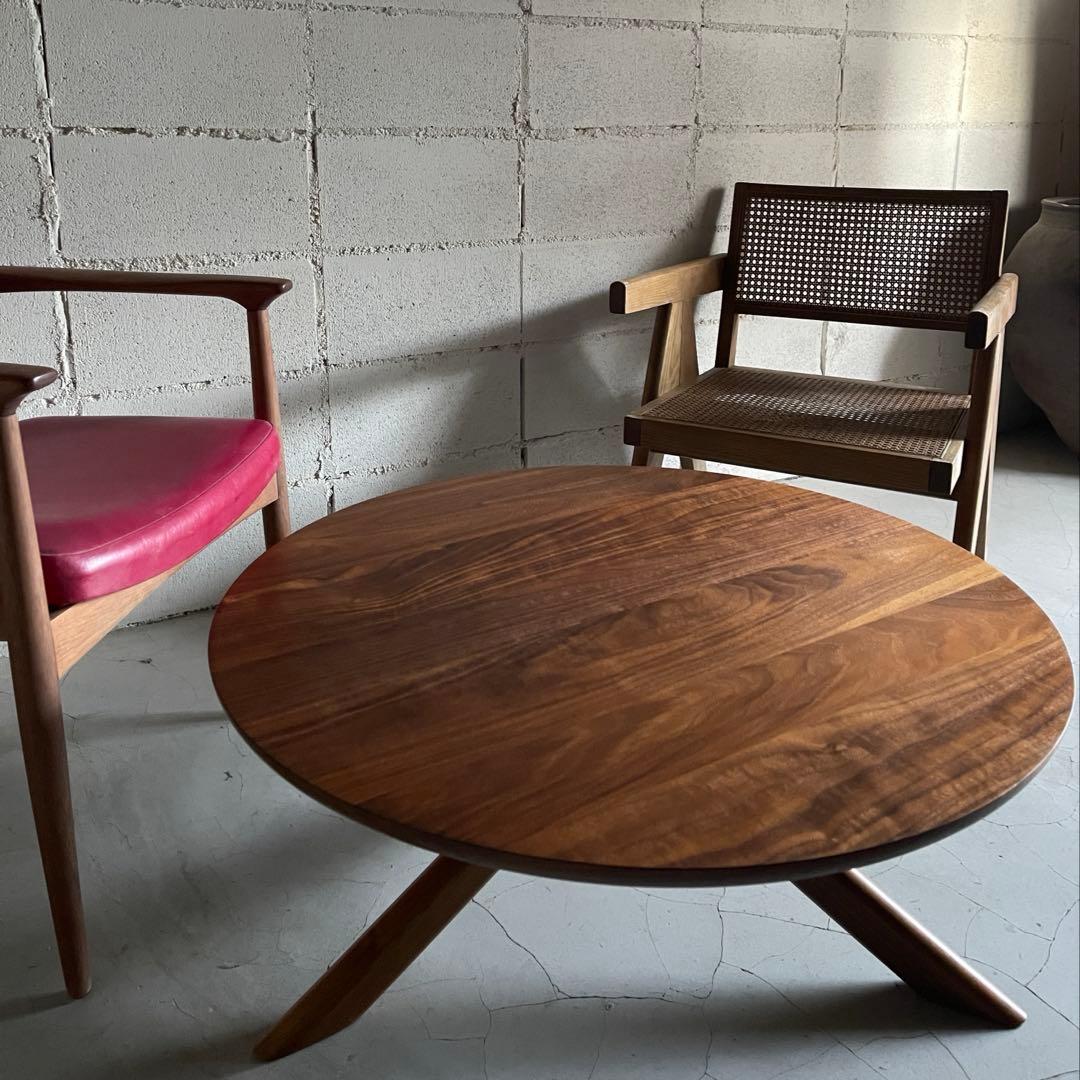 ISLE estic formax ラウンドテーブル　ウォールナット無垢　超希少 ISEO - formax（フォルマックス）