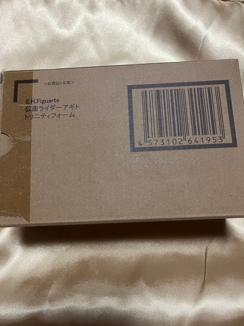 ユ*ル様 真骨彫　sh フィギュアーツ仮面ライダーアギトトリニティフォーム レビュー】「S.H.Figuarts（真骨彫製法） 仮面ライダーアギト