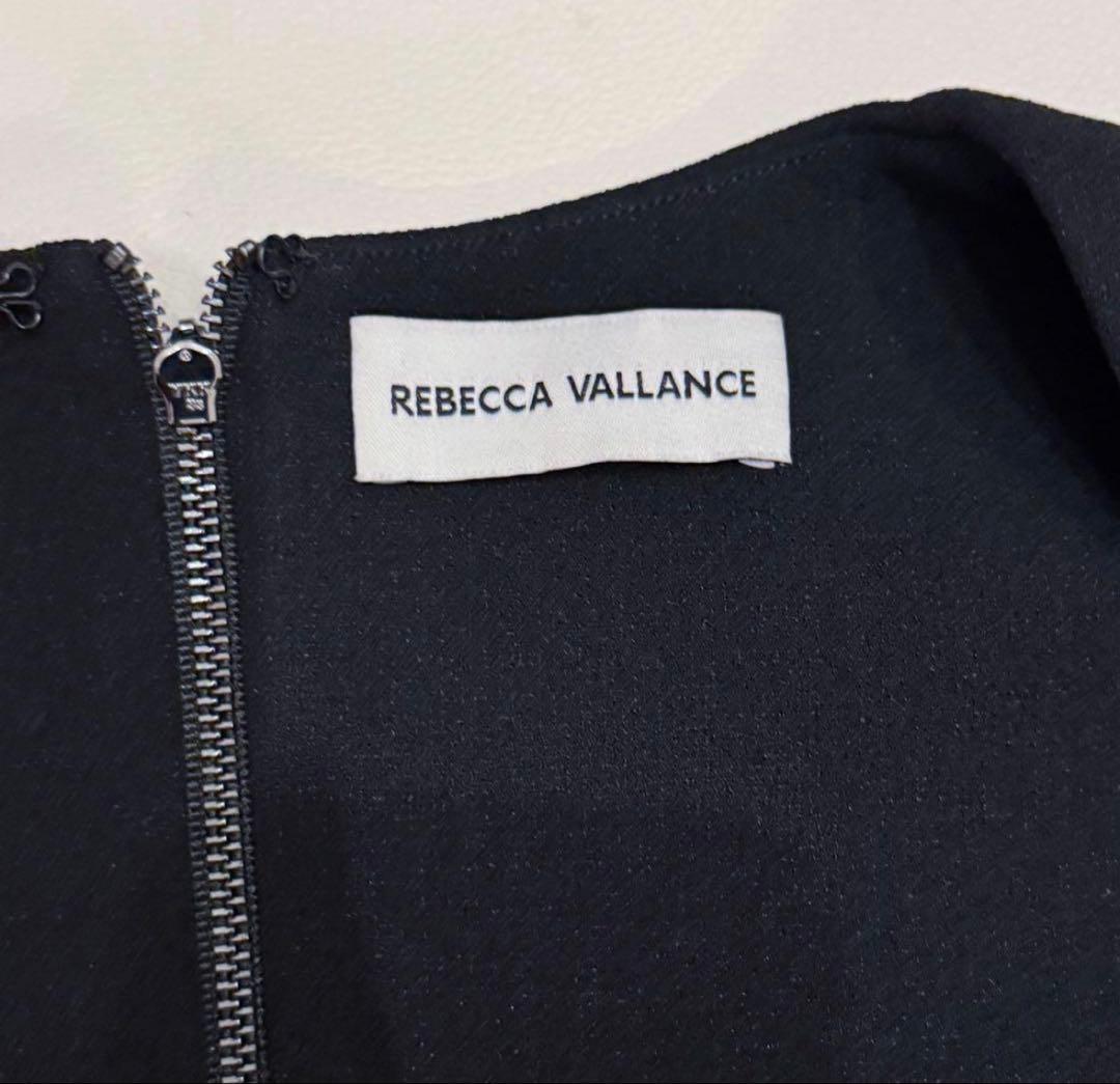 REBECCA VALLANCE カットアウトブラックドレス - メルカリ