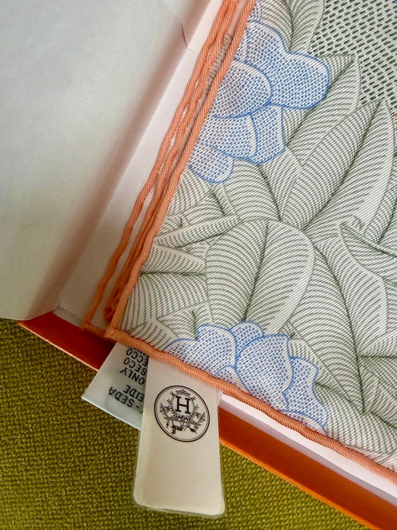 エルメス　HERMESカレ 70 《風に酔いしれて》