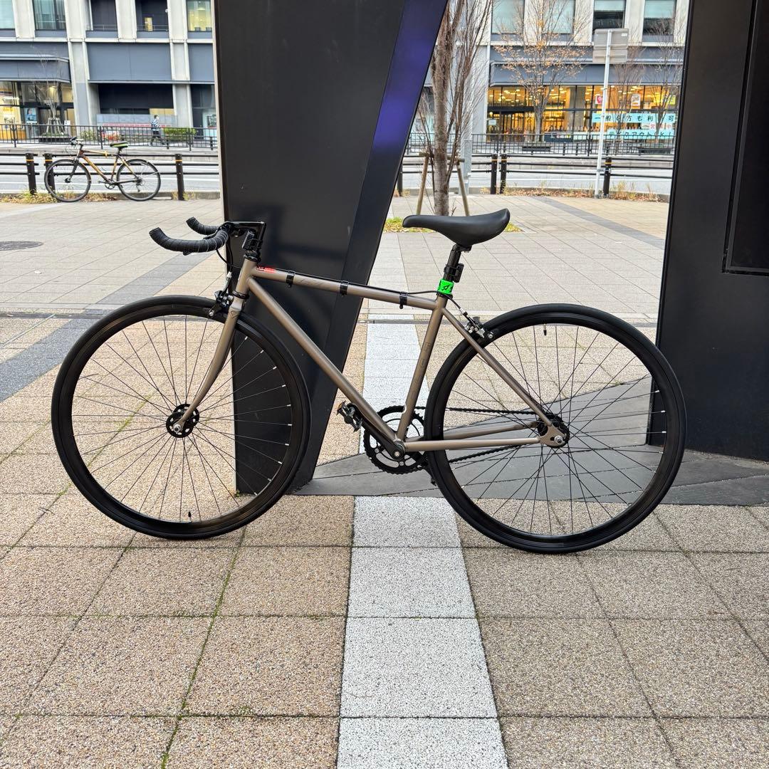 FUJI FEATHER（フジ フェザー）43 ピストバイク - メルカリ