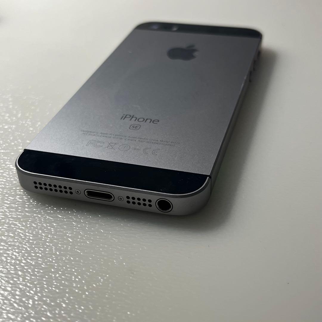 iPhone SE 第1世代 スペースグレイ 16GB 店頭展示品 - メルカリ