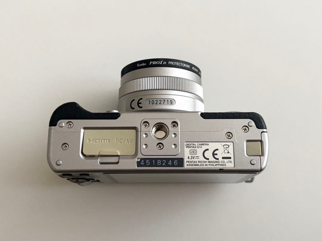 レンズ3本付き！ PENTAX Q10 レンズセット シルバー - メルカリ