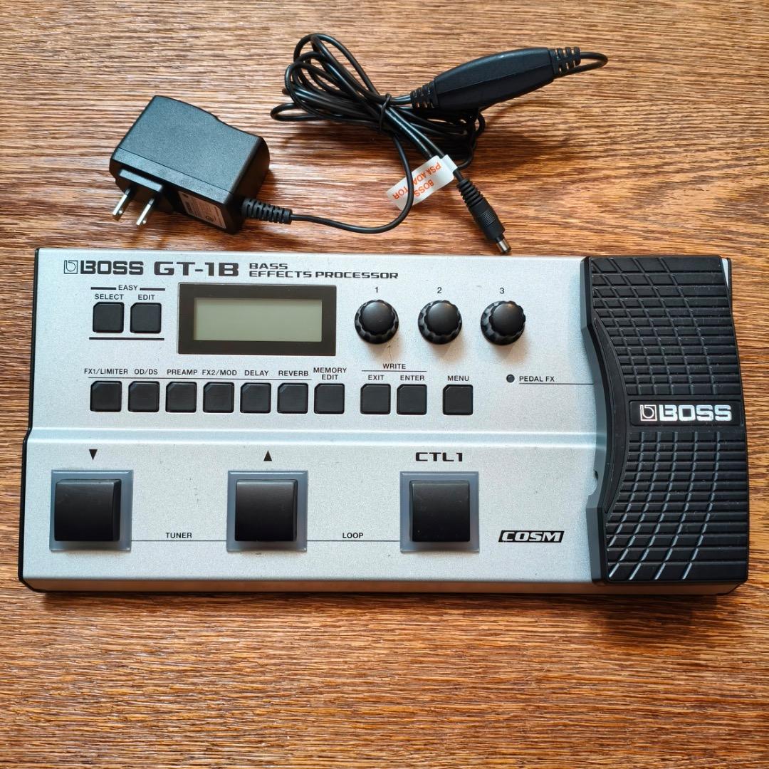 BOSS GT-1B ベース マルチエフェクター PSAアダプター付き BOSS GT-1B + 持ち運びバッグ + 純正アダプター セット マルチ