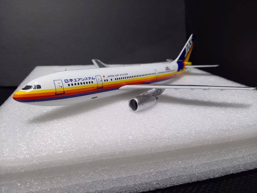 最後の一機です。1/200 JFox JAS A300B4-200 JA8476 JF-A300-009L | JFox Models 1:200 | Airbus A300BK-3C Japan Air System J
