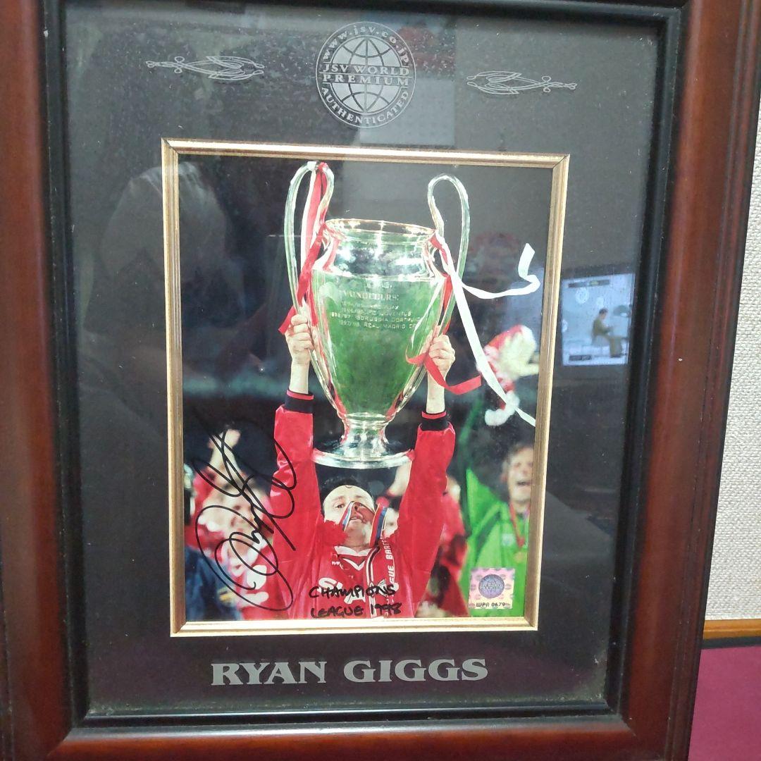 か*ー様 ライアン・ギグス直筆サイン額入り ギグス直筆サイン入りマンチェスターU 07/08フォト 特製フレーム入り