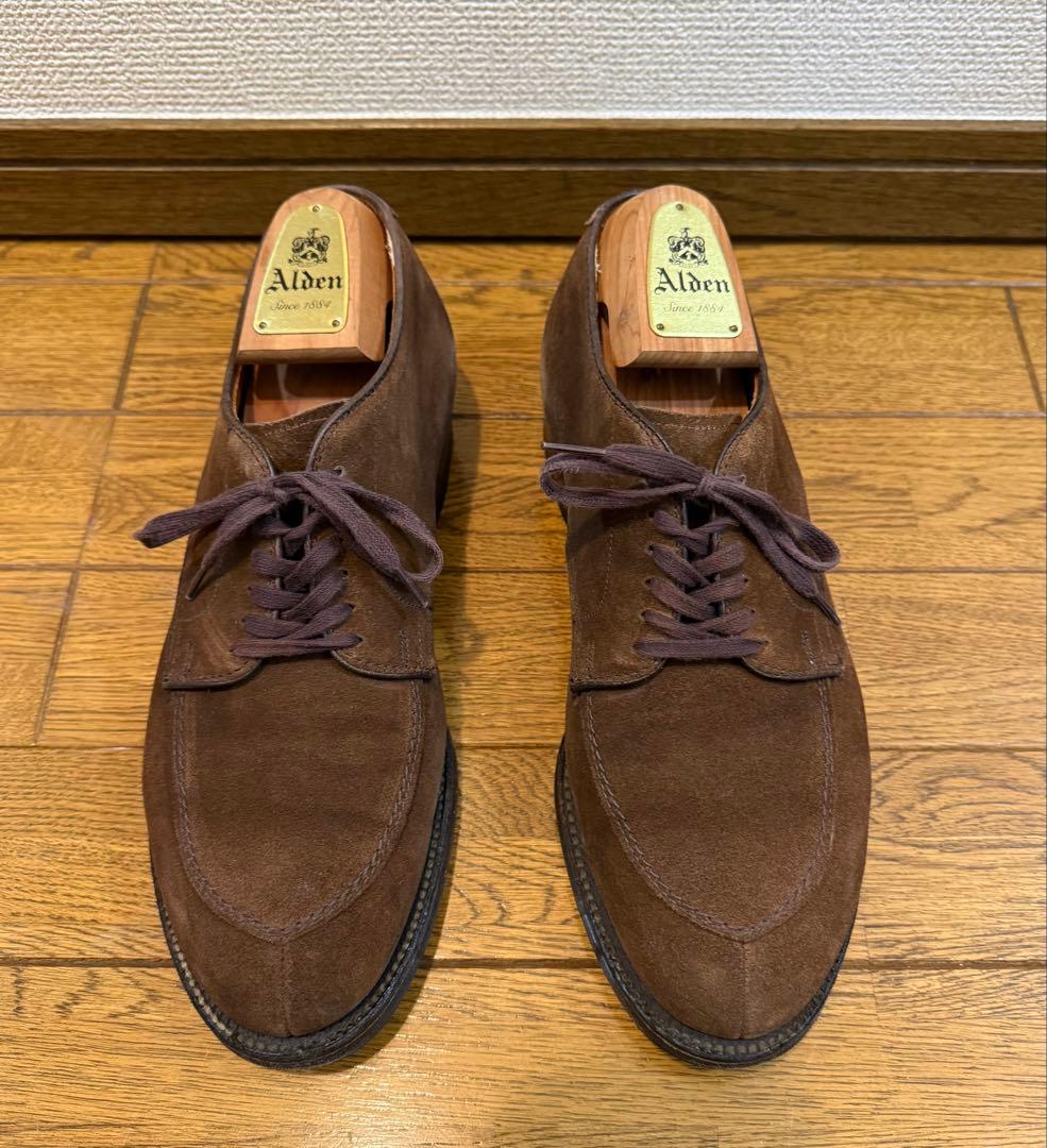 ALDEN×TOMORROWLAND スエードVチップドレスシューズ オールデン