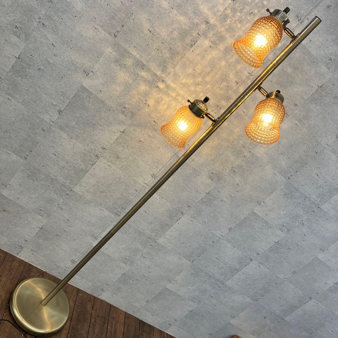 アンティーク ガラスシェード 3連灯 スタンドライト フロアライト Amazon.co.jp : VENTOTA フロアライト フロアランプ スタンドライト