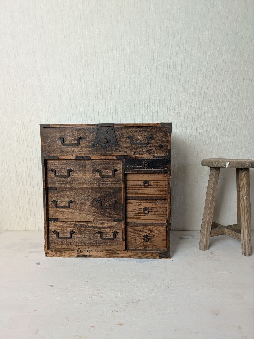 小ぶり木製和風箪笥 8引き出し 岩谷堂箪笥 整理箱 無垢 小引き出し 木製 A4サイズ対応 書類収納ケース