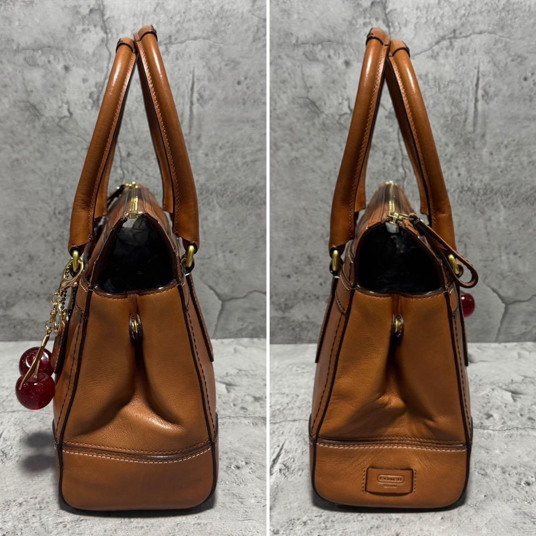 Old Coach Turnlock Leather Boston Bag - メルカリ