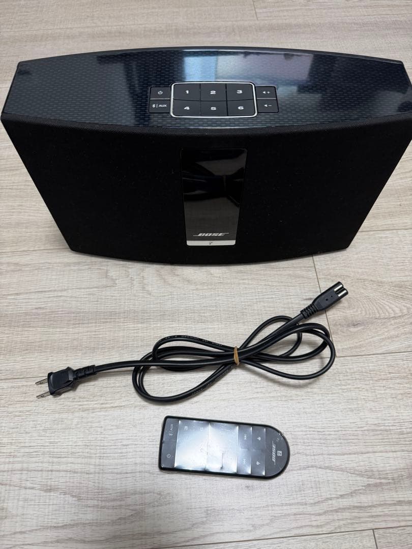 スピーカー・ウーファー Bose SoundTouch 20 wireless music system Amazon.co.jp: Bose SoundTouch 20 Series III wireless music system