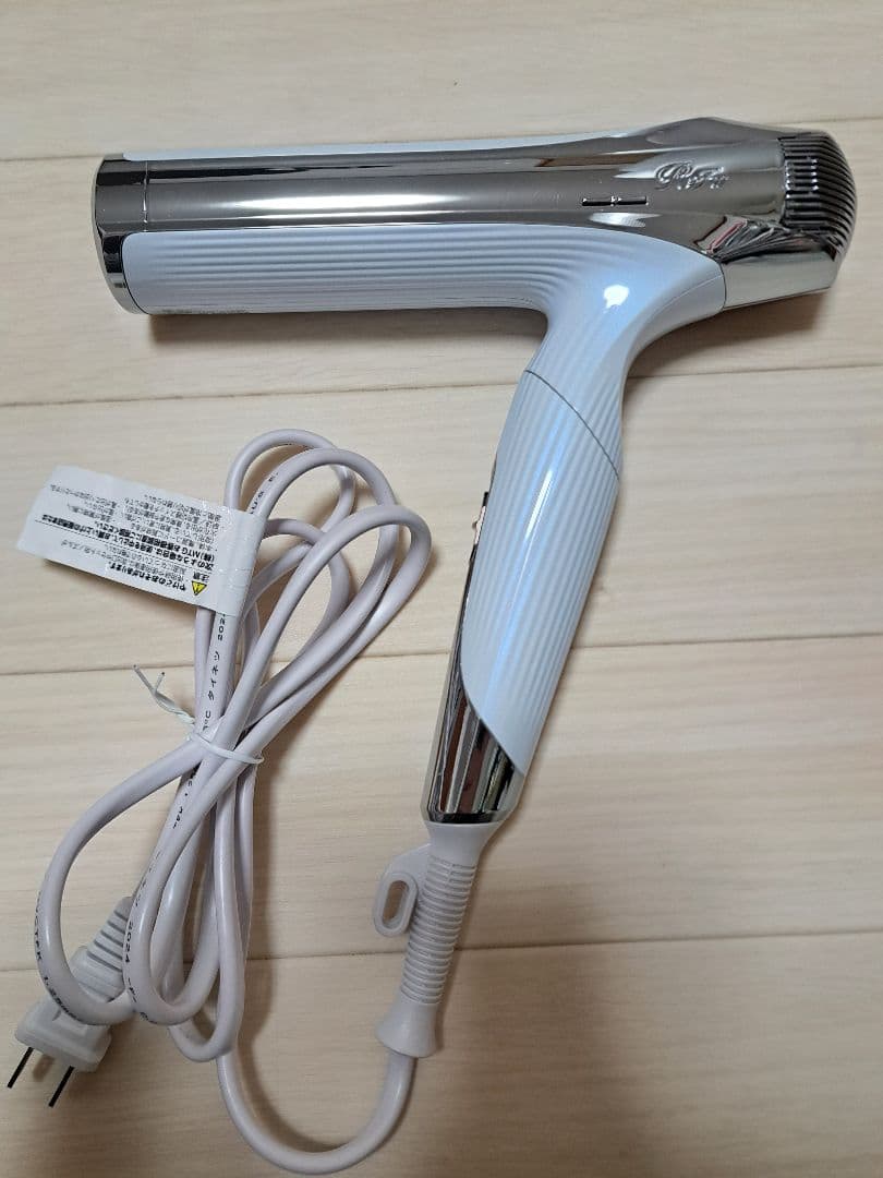 リファ ドライヤースマートW ダブル Refa 2024年製 海外対応 リファビューテック ドライヤースマート ダブル | ドライヤー | ReFa