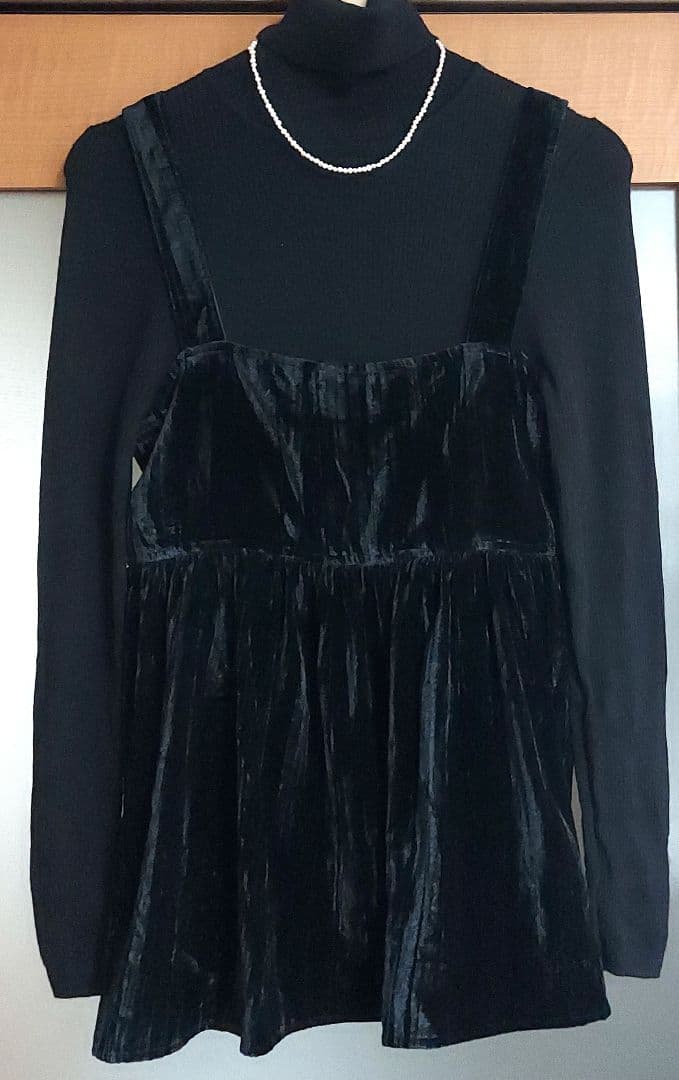 黒 ベルベット キャミソール - メルカリ