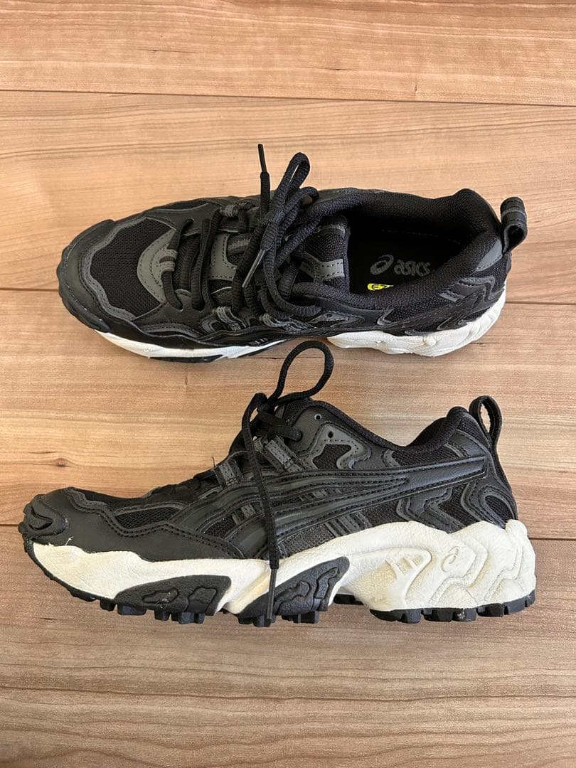 nekone 様　♡ASICS EZFOAMブラック&ホワイトスニーカー2足 スポーツスタイル スニーカー【ASICS公式】