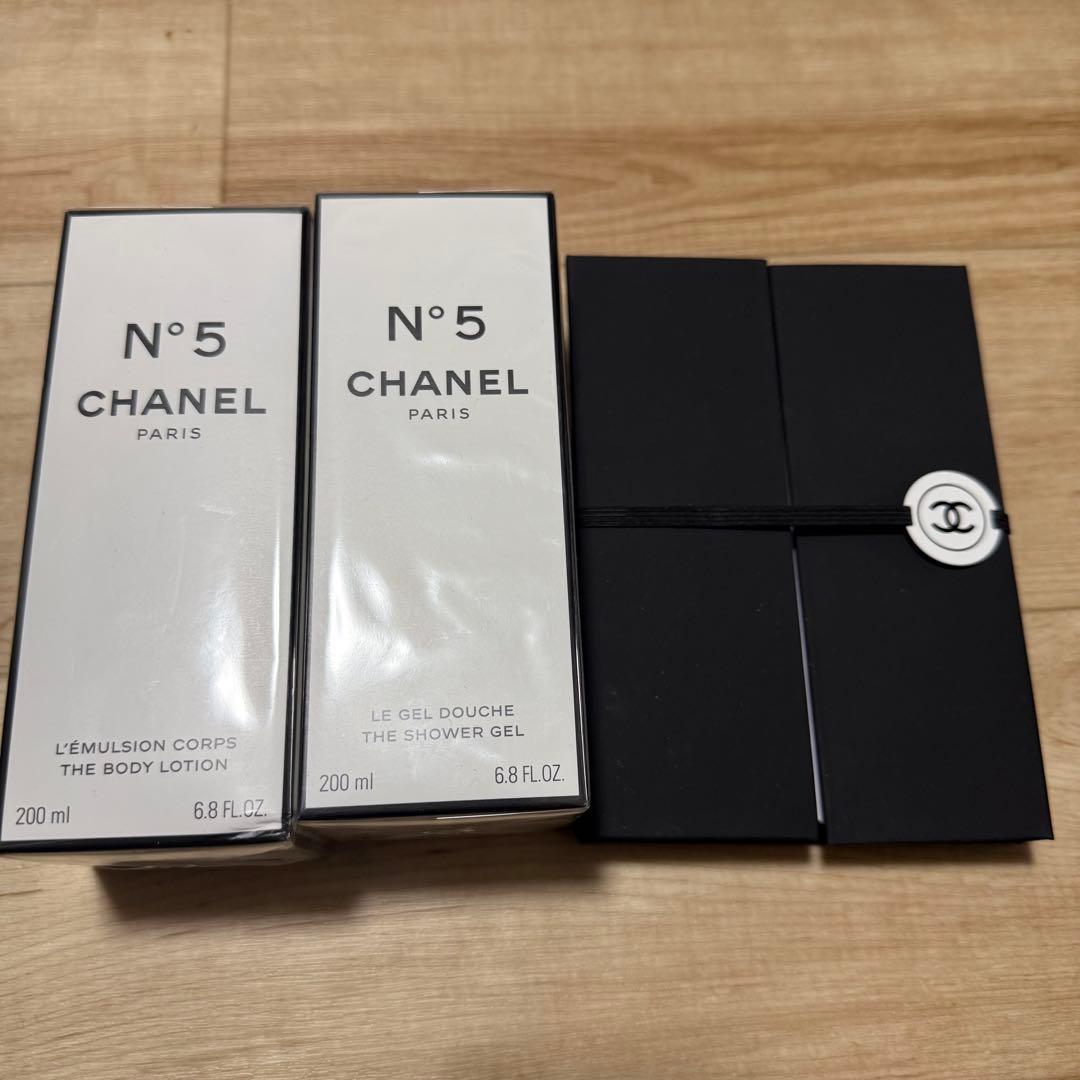CHANEL No.5 ボディケアセット 香水 シャネルアイコンフレグランス「N°5 ロー」の新ボディ ケア、ボディ
