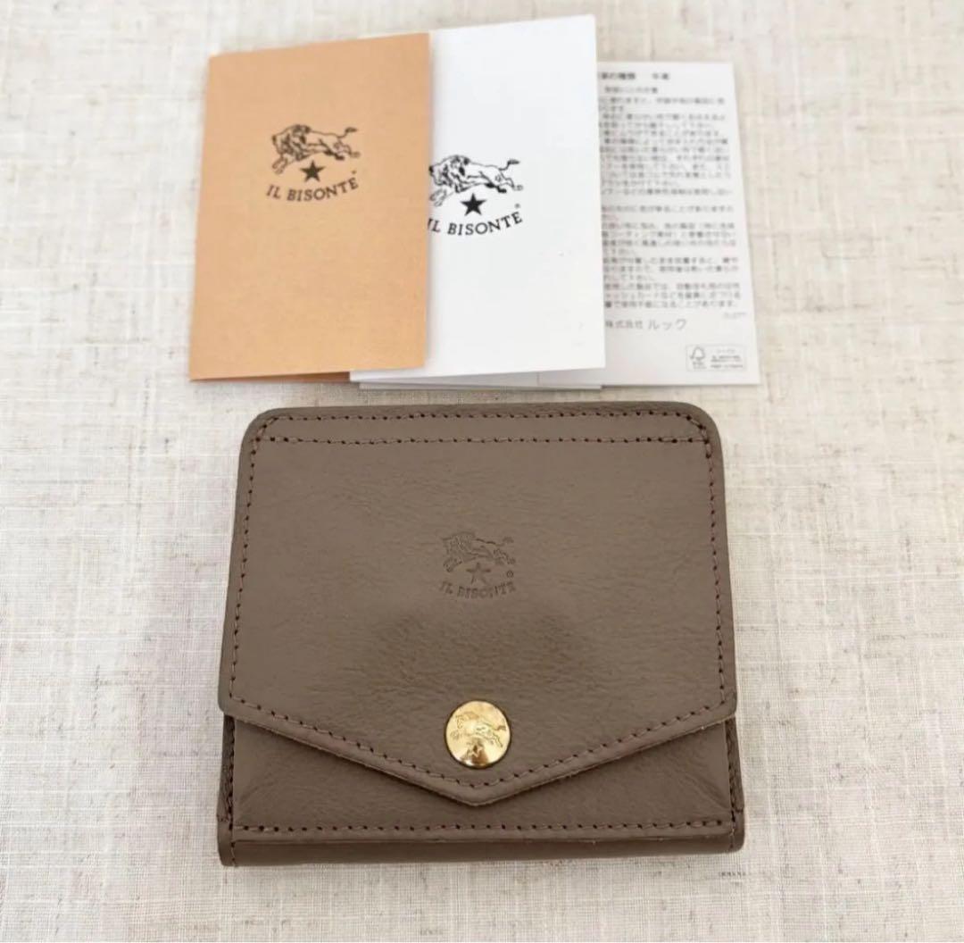 美品イルビゾンテ ボックスフラップスクエアウォレット 折り財布　グレー IL BISONTE（イルビゾンテ） 財布 IL BISONTE 2つ折りWスクエア