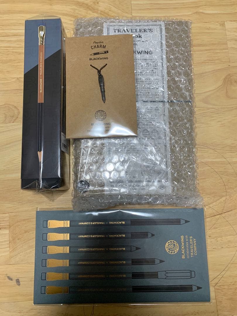 トラベラーズファクトリー　BLACKWING 鉛筆・ノート・チャーム・ペン BLACKWING × TRAVELER'S COMPANY - TRAVELER'S FACTORY | トラベラーズ